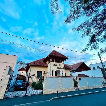 Pensiunea Casa Cristal-3